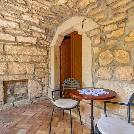 Natura With Swimming Pool, Jacuzzi And Sauna Villa *