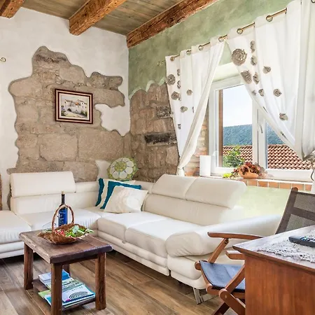 Villa Natura With Swimming Pool, Jacuzzi And Sauna Crikvenica
