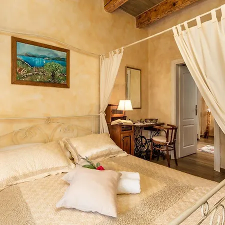 Natura With Swimming Pool, Jacuzzi And Sauna Villa